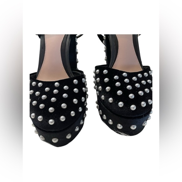 Antonio Melani x Born on Fifth Emily Velvet Pearl Detail Dress Platform Pumps - Picture 7 of 16